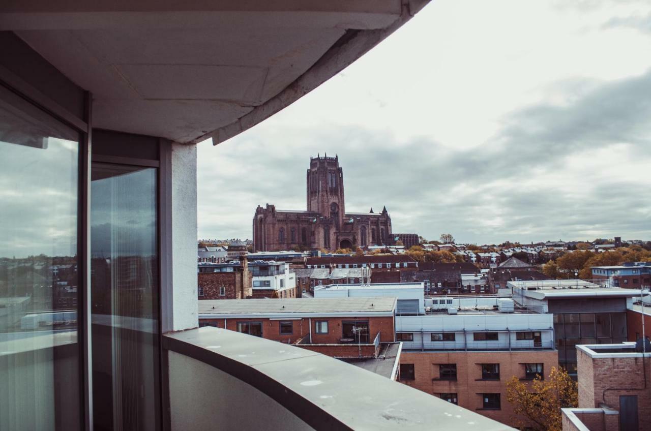 Serviced Apartment In Liverpool City Centre - Free Parking - Balcony - By Happy Days Exterior foto